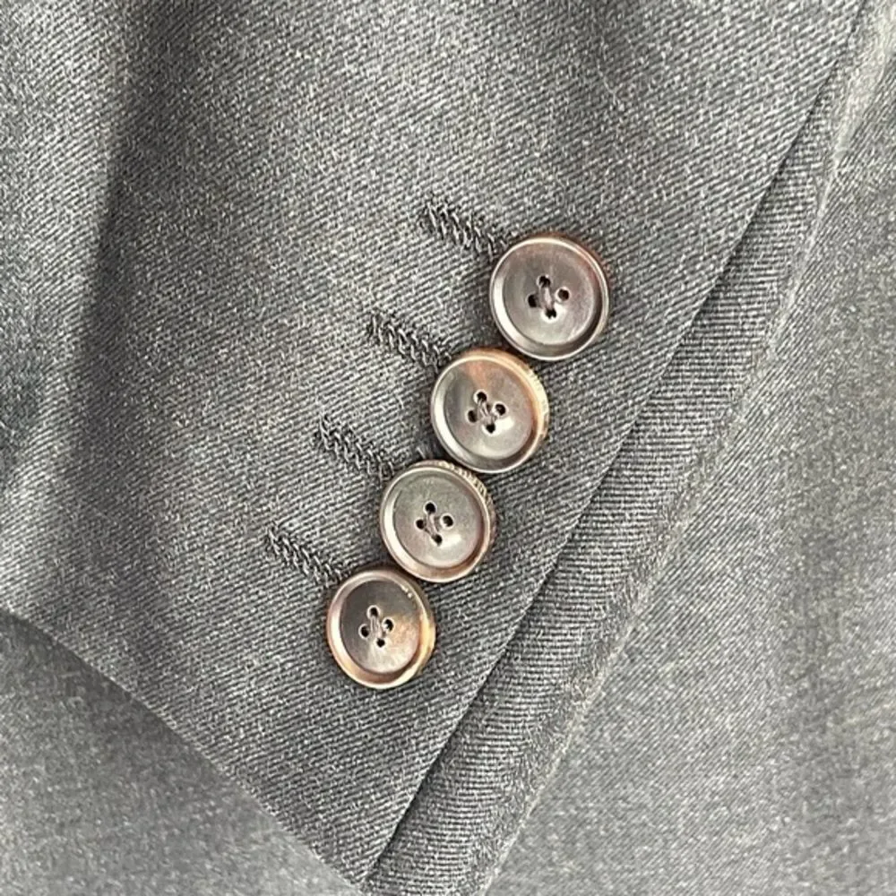 Buttoned DownTailored Fit Italian Wool Suit Jacket